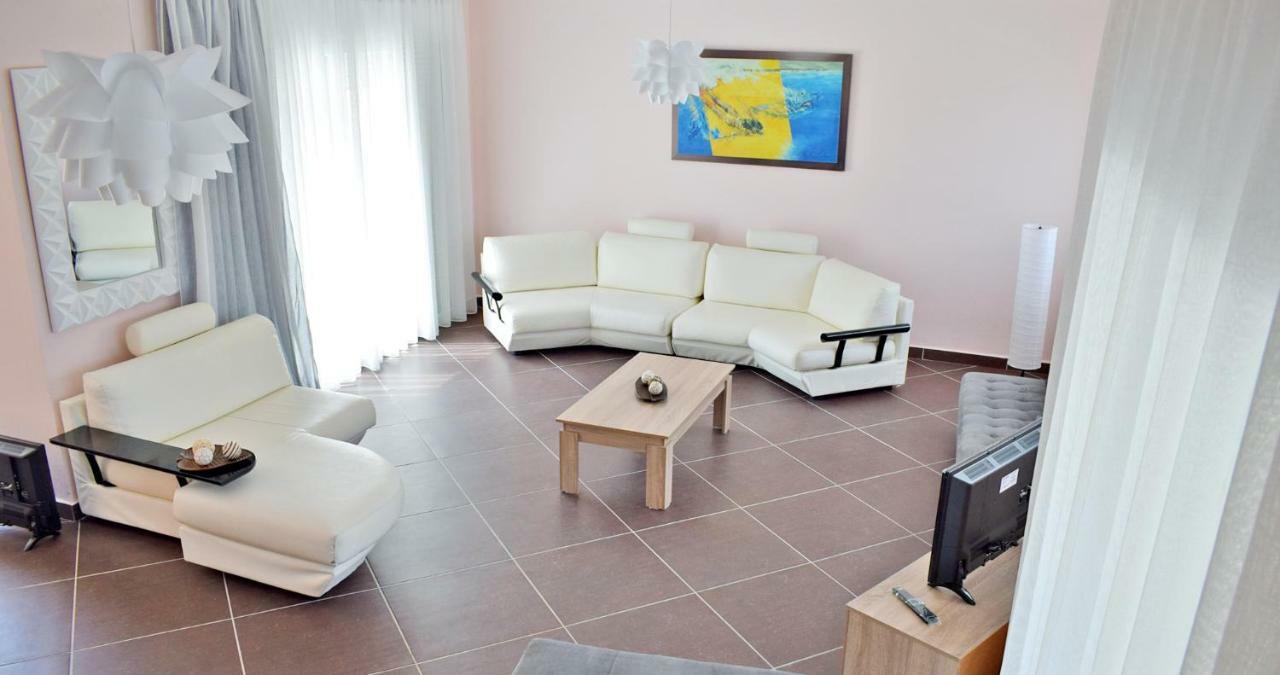 Villa Lily Skala Rachoni  外观 照片